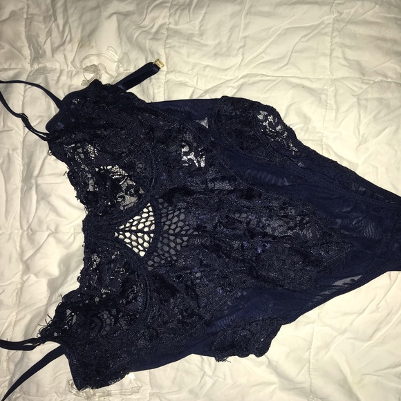 Bodysuit - Picture 2 of 3